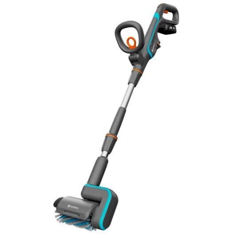 Terasų šepetys Gardena AquaBrush Patio 03/18V P4A; 18 V; 1x2,5 Ah akum.