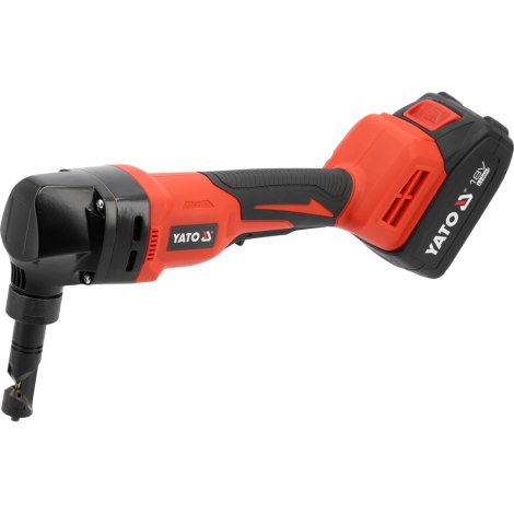 Skardos žirklės Yato YT-82398; 18 V; 1x4,0 Ah akum.