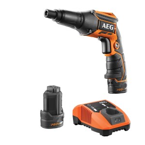 Juostinis suktuvas AEG BTS12CLI-302C; 12 V; 2x3,0 Ah akum.