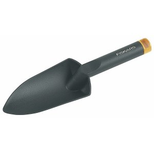 Daržininko kastuvėlis Fiskars 137000 