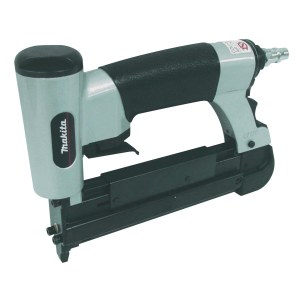 Pneumatinis apdailos viniakalis  Makita AF201Z; 0,6x12-25 mm 