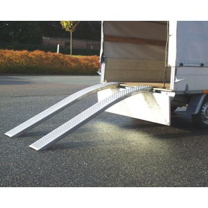 Užvažiavimo rampa 99-455; 1,5 m; išlenkta 