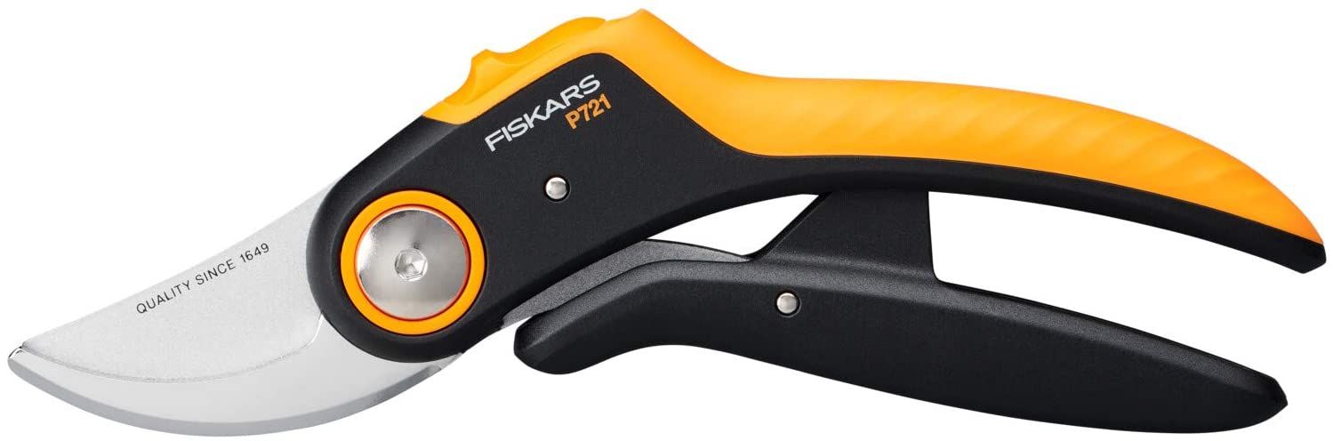 Sekatorius prasilenkiančiais ašmenimis Fiskars P721; 24 mm