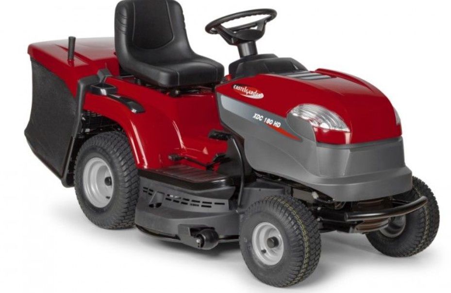 Vejos traktorius Castelgarden XDC 180 HD; 10,4 kW; hidrostatinė pavarų dėžė