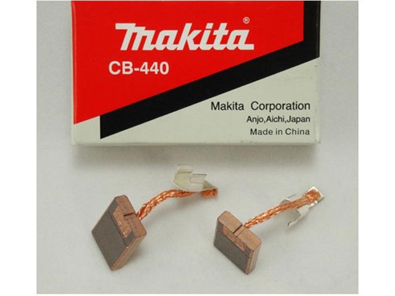 Angliniai šepetėliai Makita CB-440