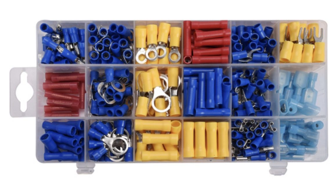 Rinkinys laidų antgaliams užspausti Yato YT-06890; 360 vnt.