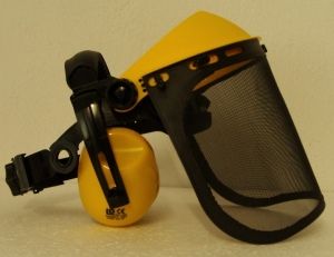 Ausinės su antveidžiu iš metalinio tinklelio 6-699