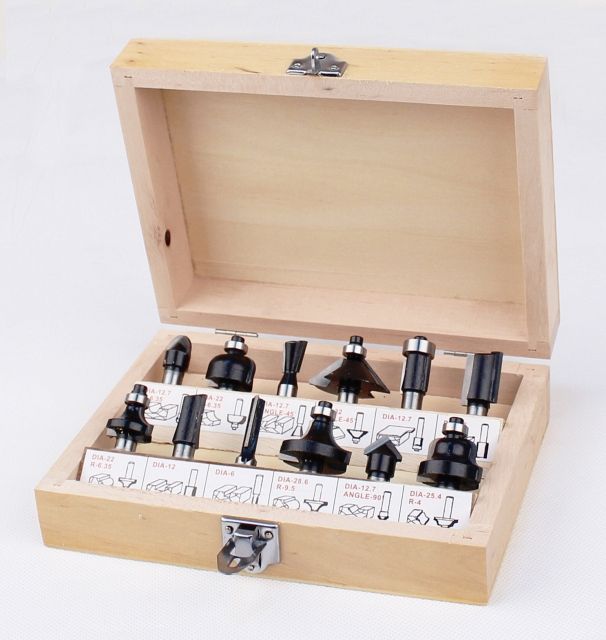 Frezų komplektas Hikoki; 12 vnt.